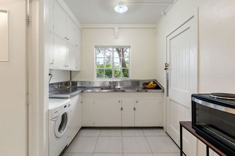 Photo of property in 5 Easdale Street, Kelburn, Wellington, 6012