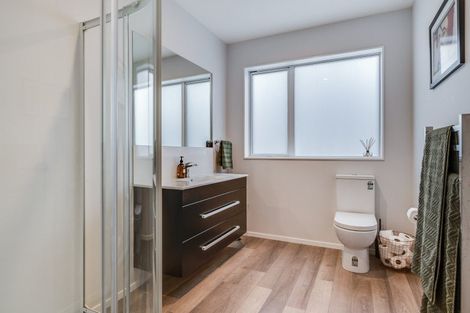 Photo of property in 106 Amesbury Drive, Churton Park, Wellington, 6037