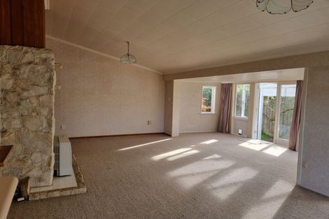 Photo of property in 166 Roslyn Road, Levin, 5510