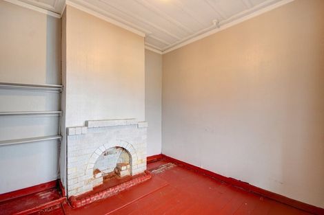 Photo of property in 76 Wesley Street, South Dunedin, Dunedin, 9012