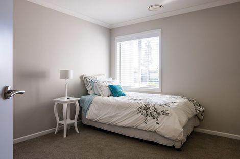 Photo of property in 17 Amokura Crescent, Flagstaff, Hamilton, 3210