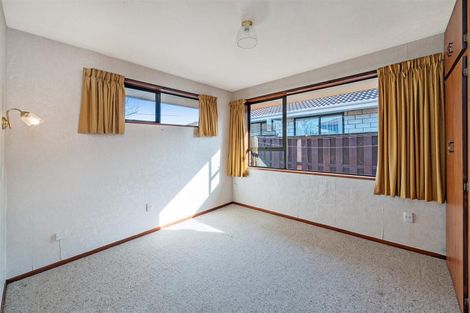 Photo of property in 3/22 Lake Terrace Road, Burwood, Christchurch, 8061