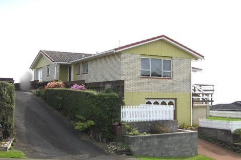 Photo of property in 4 Renown Place, Spotswood, New Plymouth, 4310