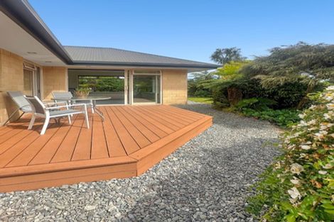 Photo of property in 22 Petersen Road, Harihari, 7884