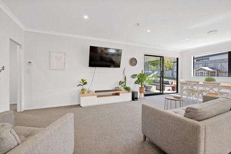 Photo of property in 3 Magnolia Lane, Kaukapakapa, Helensville, 0875