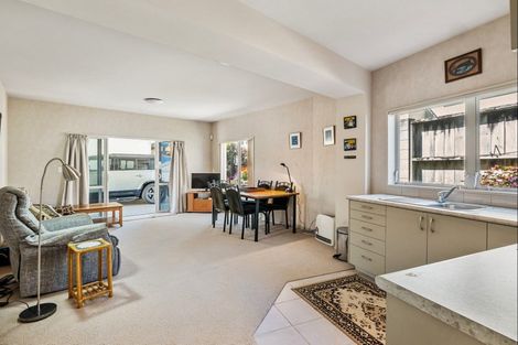 Photo of property in 8b Pacific Avenue, Mount Maunganui, 3116