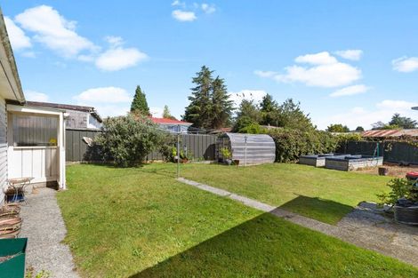 Photo of property in 13 Kenmore Place, Tokoroa, 3420