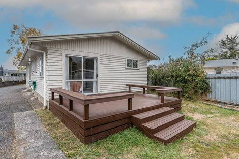 Photo of property in 36 Rosalind Street, Deanwell, Hamilton, 3206