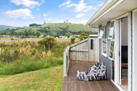 Photo of property in 18 Westhill Lane, Papamoa Beach, Papamoa, 3118