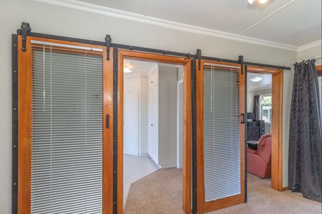 Photo of property in 150 Bartholomew Road, Levin, 5510