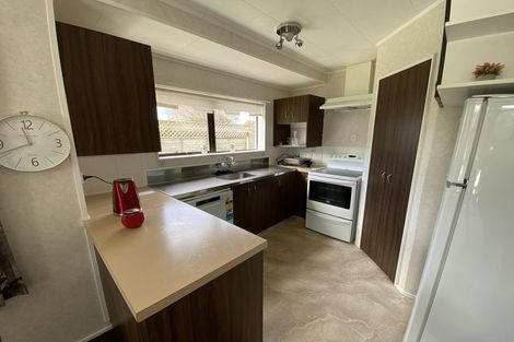 Photo of property in 24 Graham Street, Eltham, 4322