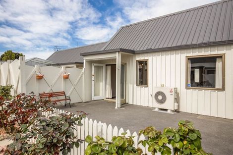 Photo of property in 49 Grantley Street, New Brighton, Christchurch, 8083