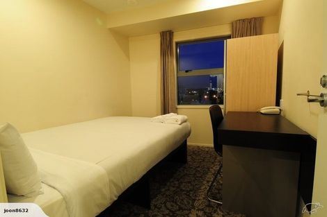 Photo of property in Empire Apartments, 1327/21 Whitaker Place, Grafton, Auckland, 1010