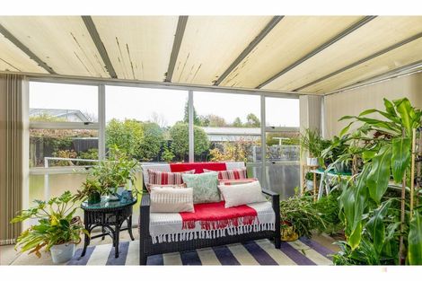 Photo of property in 20 Timaru Road, Waimate, 7924