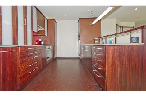 Photo of property in 10 Hei Esplanade, Whitianga, 3510