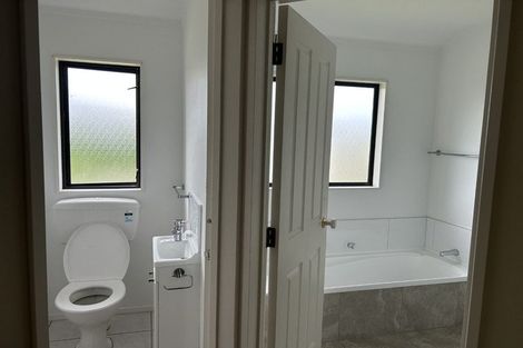 Photo of property in 98 Crystall Road, Pakipaki, Hastings, 4172