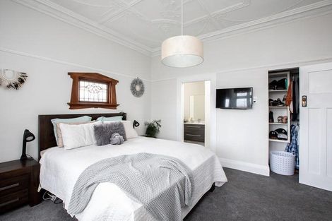 Photo of property in 61 Forfar Street, Clyde Hill, Dunedin, 9011