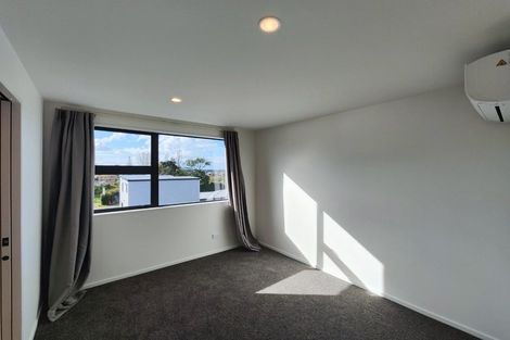 Photo of property in 9/13 Grove Lane, Pakuranga, Auckland, 2010