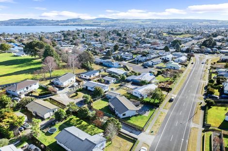 Photo of property in 17 Kiddle Drive, Hilltop, Taupo, 3330