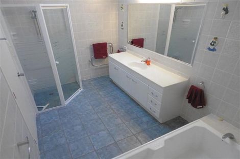 Photo of property in 16b Motukari Place, Onaero, Waitara, 4383