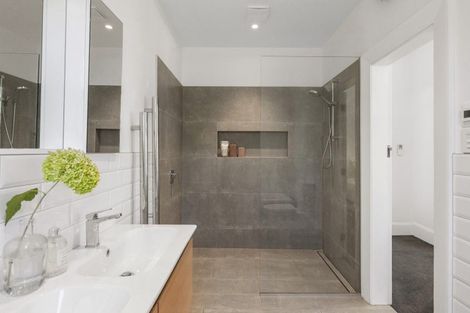 Photo of property in 112 Knowles Street, St Albans, Christchurch, 8052