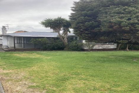Photo of property in 4 Balfour Road, Manurewa, Auckland, 2102