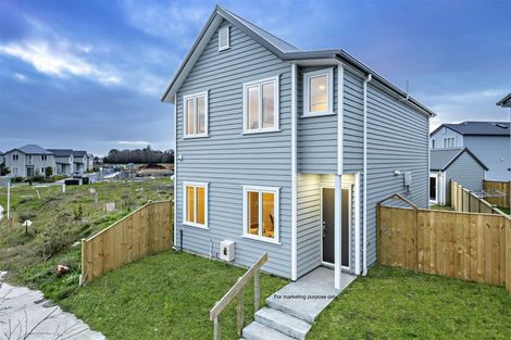 Photo of property in 8 Warbler Crescent, Papakura, 2110