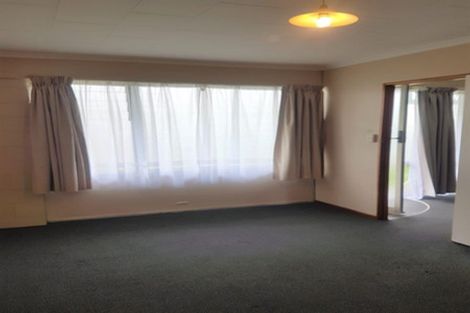 Photo of property in 528-530 Devon Street East, Fitzroy, New Plymouth, 4312