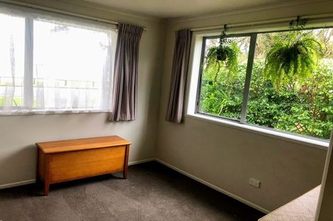 Photo of property in 3 Sandys Parade, Laingholm, Auckland, 0604