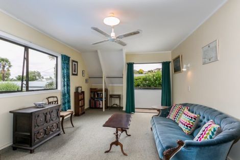Photo of property in 25 Tanner Street, Havelock North, 4130