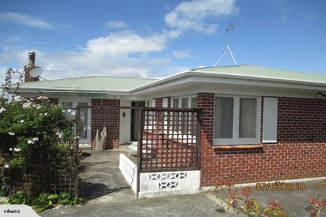 Photo of property in 71a Litten Road, Cockle Bay, Auckland, 2014