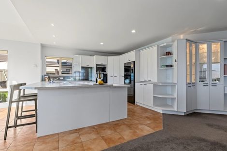 Photo of property in 140 Regent's Park Drive, Casebrook, Christchurch, 8051