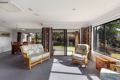 Photo of property in 10 Autumn Place, Ohauiti, Tauranga, 3112