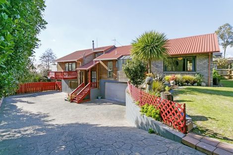 Photo of property in 24 Cherry Lane, Acacia Bay, Taupo, 3330