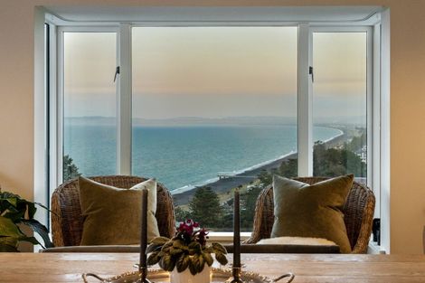 Photo of property in 8 Elizabeth Road, Bluff Hill, Napier, 4110