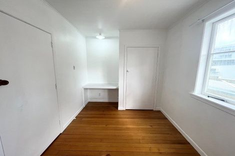 Photo of property in 5 Kokiri Street, Te Atatu South, Auckland, 0610