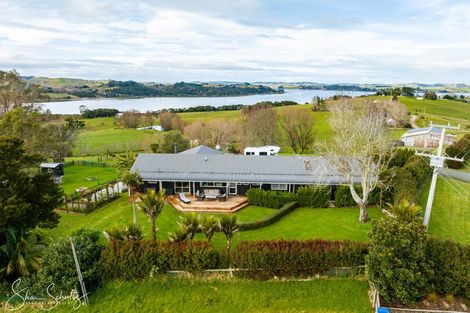Photo of property in 147 Petley Road, Paparoa, 0571
