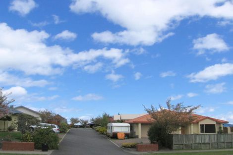 Photo of property in 3/45 Kiddle Drive, Hilltop, Taupo, 3330