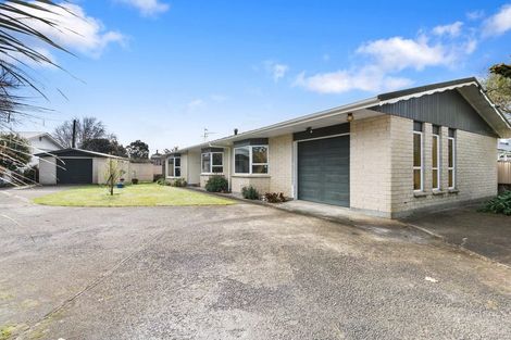 Photo of property in 65 Park Road, Carterton, 5713