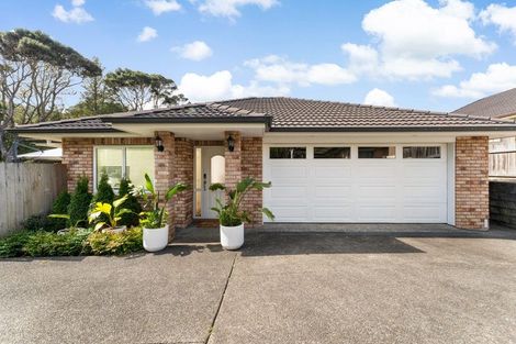 Photo of property in 16 Kunzea Place, Greenhithe, Auckland, 0632