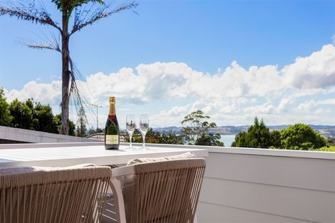 Photo of property in 21a Alexander Street, Cockle Bay, Auckland, 2014