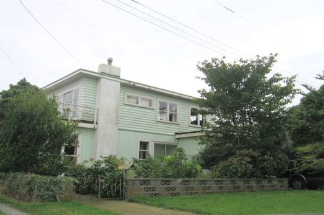 Photo of property in 5 North Street, Tawa, Wellington, 5028