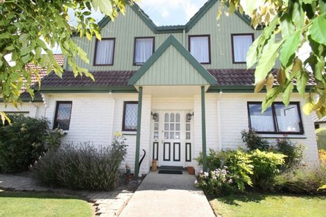 Photo of property in 10 Kent Place, Mosgiel, 9024