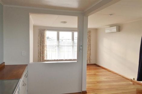 Photo of property in 145 Puriri Street, Castlecliff, Whanganui, 4501