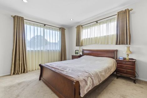 Photo of property in 21b Stamford Crescent, Flat Bush, Auckland, 2019
