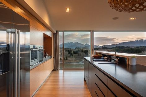 Photo of property in 14 Advance Terrace, Arrowtown, 9302