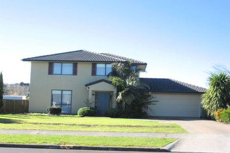 Photo of property in 10 Crannog Fen, Wattle Downs, Auckland, 2103