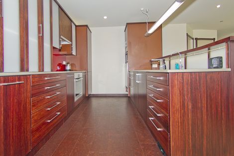 Photo of property in 10 Hei Esplanade, Whitianga, 3510