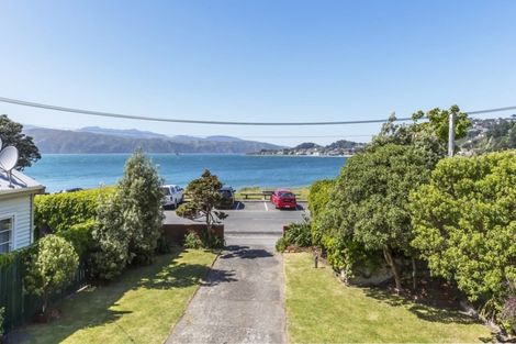Photo of property in 225 Marine Parade, Seatoun, Wellington, 6022