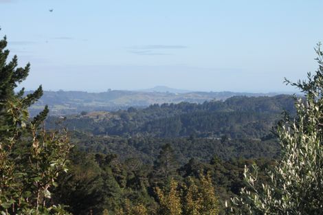 Photo of property in 879 Ponga Road, Opaheke, Papakura, 2584